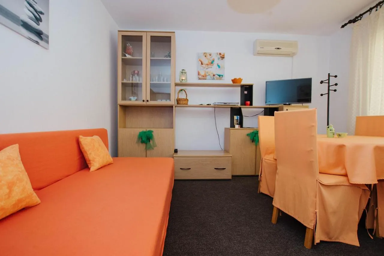 Bugenvila Apartment Trogir Croatia